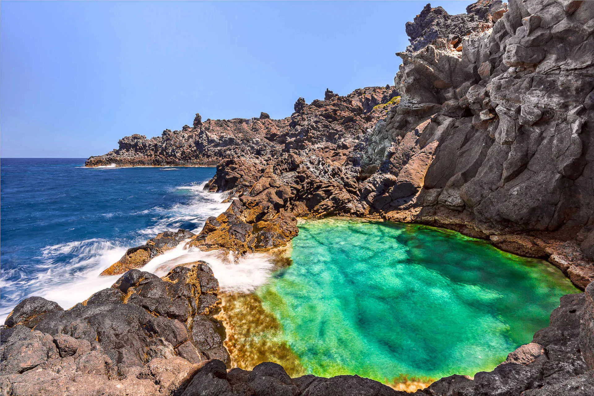 Les meilleures sources thermales en Sicile : Fusion unique de détente et bien-être