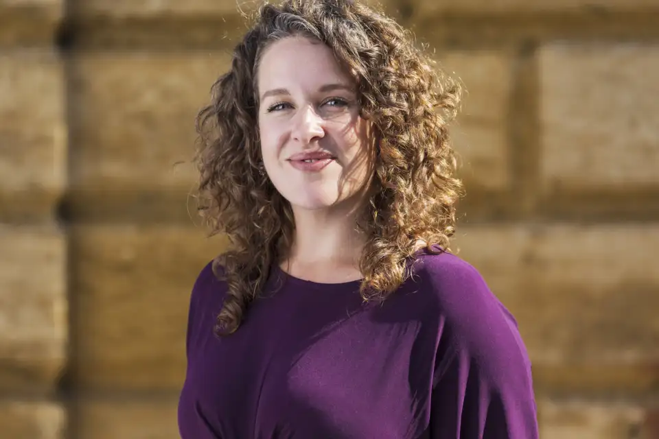 Eleanor Poulton - Kundenservice