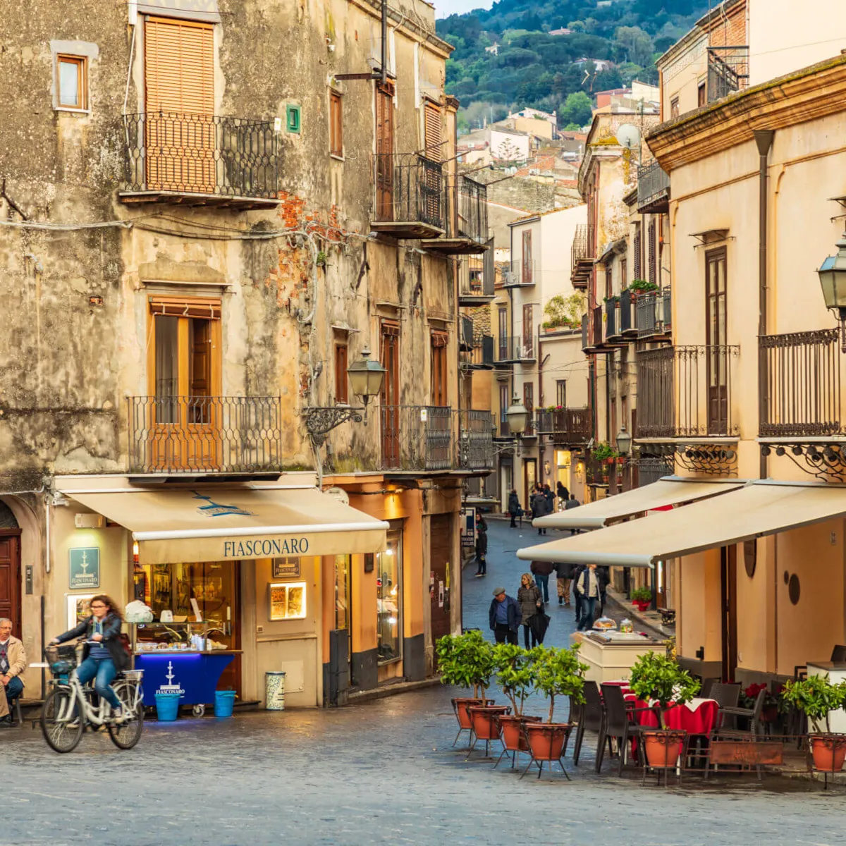 Travelling to Sicily in Autumn